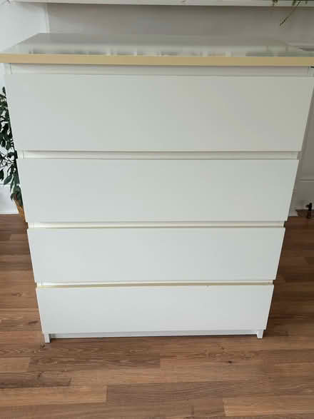 Photo of free Chest of drawers (SE25) #2