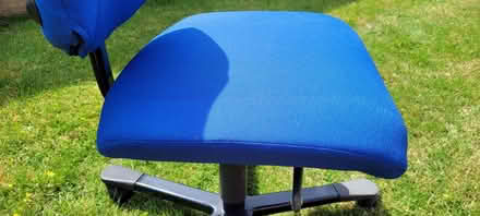 Photo of free HAG office chair, blue fabric (Woodley RG5) #2