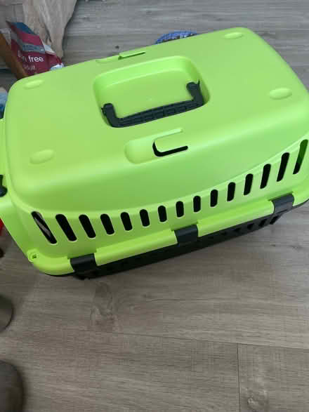 Photo of free Small cat carrier (Matlock DE4) #2