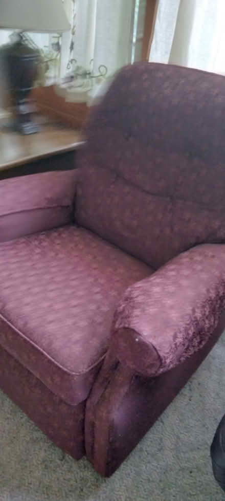 Photo of free recliner (Hyde Park, near McDonalds) #1