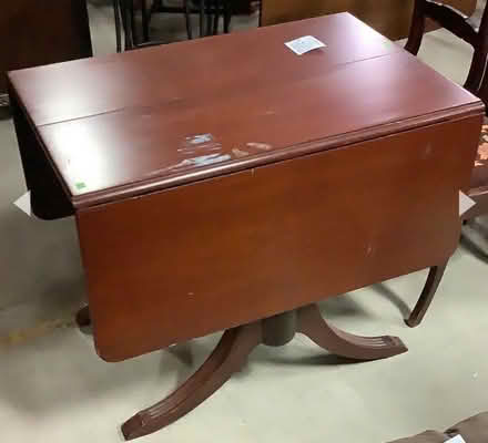 Photo of free Old Duncan phyfe table: needs work (Leslie and Major Mackenzie) #2