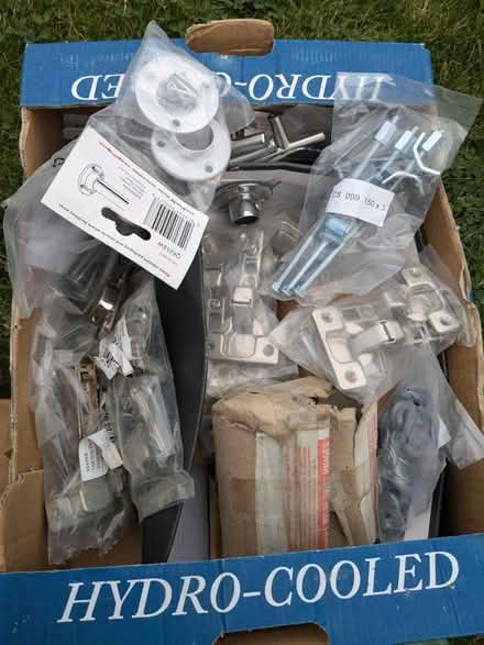 Photo of free Hinges and edging (Spencer's wood RG71FQ) #2