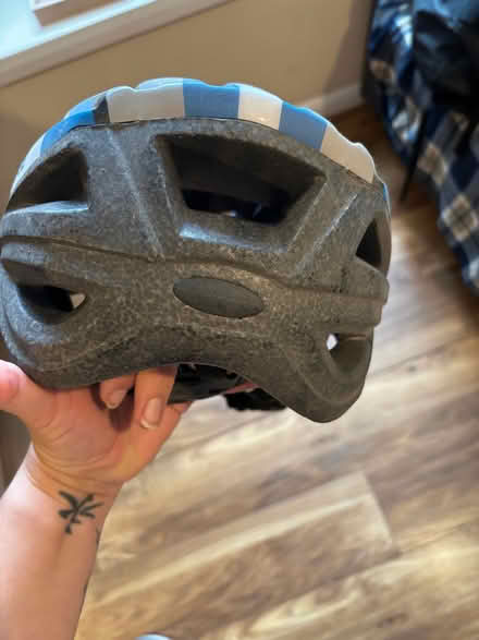 Photo of free Adult bike helmet (Farnborough GU14) #3