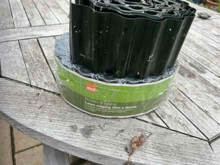 Photo of free Lawn edging (GU14) #1