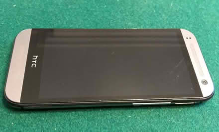 Photo of free HTC 1 Android smartphone (Temple Street OX4) #1