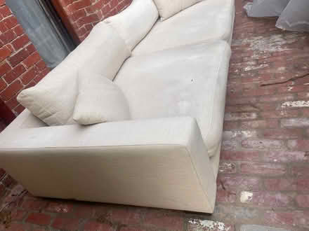 Photo of free Large lounge (Southeastern suburbs) #3