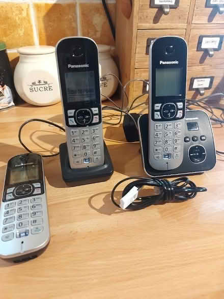 Photo of free Panasonic set of three landline phones and answerphone (Cashes Green GL5) #1