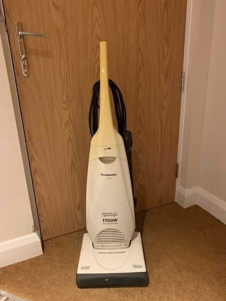Photo of free Panasonic upright vacuum (Abingdon OX14) #1