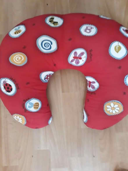 Photo of free Round baby cushion (Bedford MK40) #1