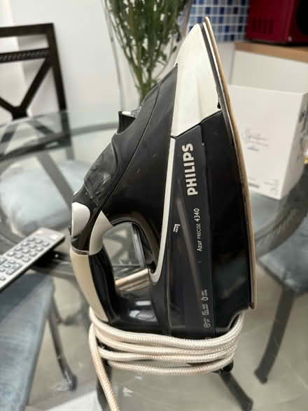 Photo of free Iron maybe working (Reading RG2) #1