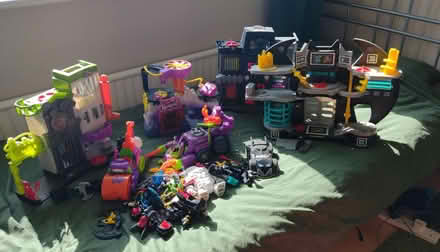 Photo of free Assorted Batman Toys (Edgmond TF10) #1