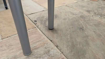 Photo of free Desk (Horndean PO8) #3