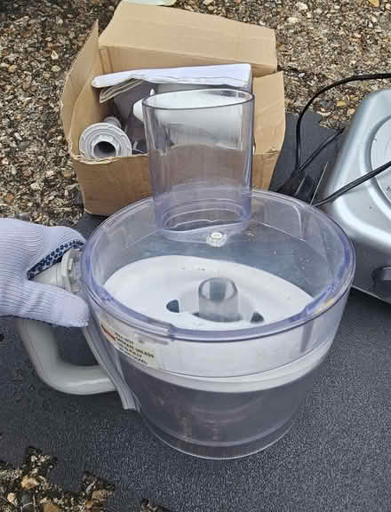 Photo of free Blender and food processor (Ealing Broadway) #3