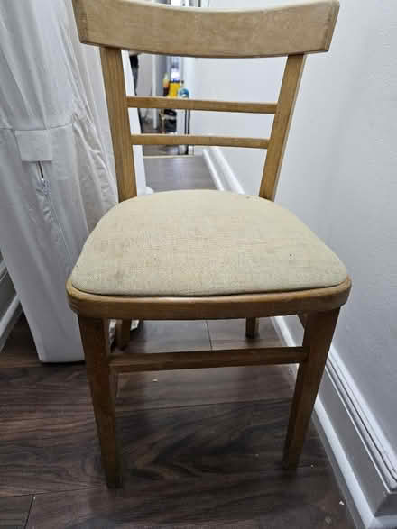 Photo of free 4 chairs (Finchley N32) #2