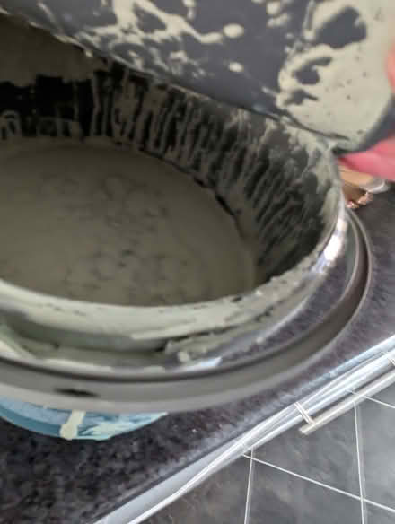 Photo of free Green paint (Barton-in-Fabis CP NG11) #2