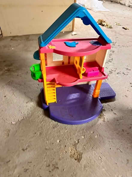 Photo of free A doll house (Watertown) #2