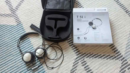 Photo of free Beyerdynamic headphones - need repairing (Osmondthorpe LS9) #1
