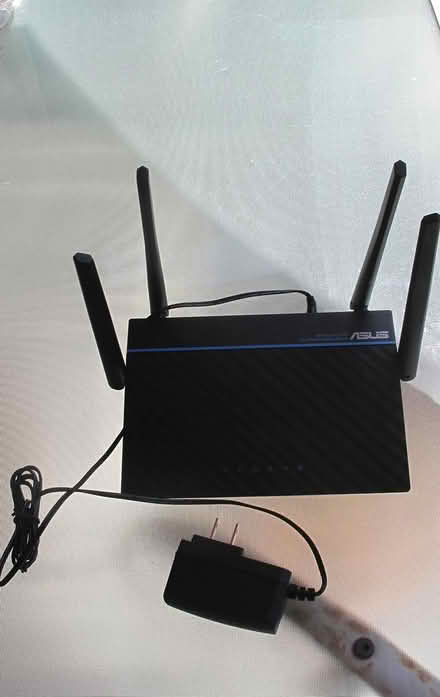Photo of free ASUS AC1300 Dual Band Router ((Belmont) Alameda and Lyon) #1