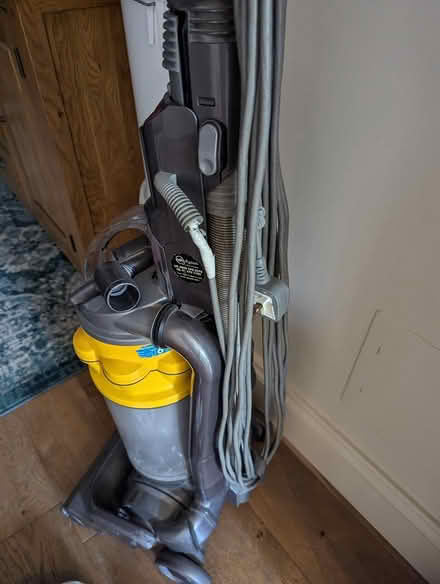 Photo of free Dyson hoover - not working (SG5) #3