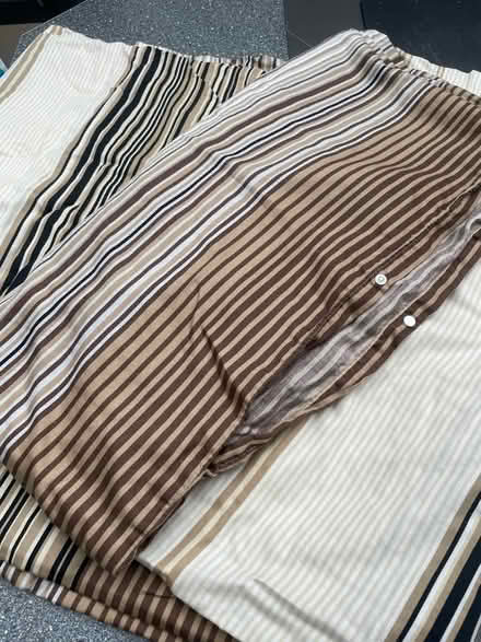 Photo of free King sz duvet cover, sheet, pillows (GU5 Gomshall) #1