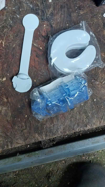 Photo of free Baby safety bits (Uxbridge UB8) #1