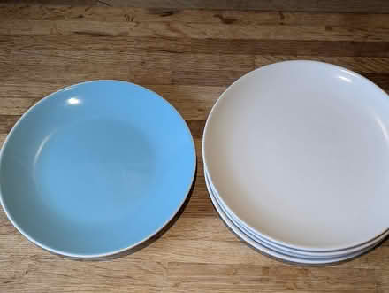 Photo of free Small plates x 5 (SG5) #1