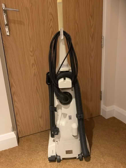 Photo of free Panasonic upright vacuum (Abingdon OX14) #2