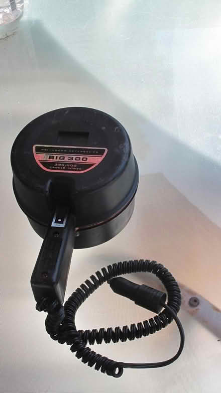 Photo of free Emergency Spotlight for Auto ((Belmont) Alameda and Lyon) #1