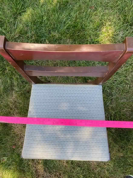 Photo of free Small desk chair (Beverly Hills/Hillcrest/48025) #2