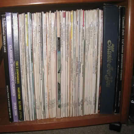 Photo of free records (Llandrillo yn Rhos LL28) #1