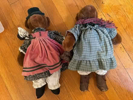 Photo of free Gund Playthings Past bears (Waban) #1