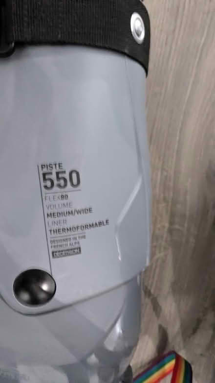 Photo of free Ski boots - barely used (W3) #3