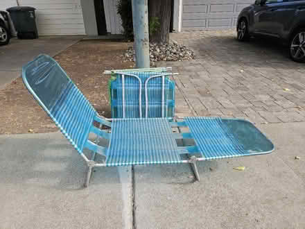 Photo of free Lounge chairs (Ernestine Lane, Mountain View) #1