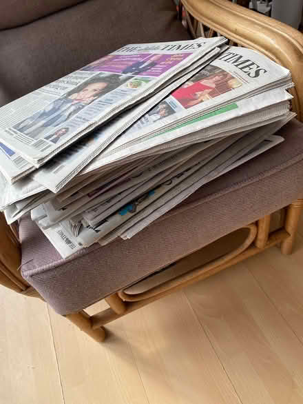 Photo of free Newspapers (BA11) #1