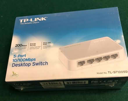 Photo of free 5 port - Ethernet Switch 10/100Mbps (Temple Street OX4) #1