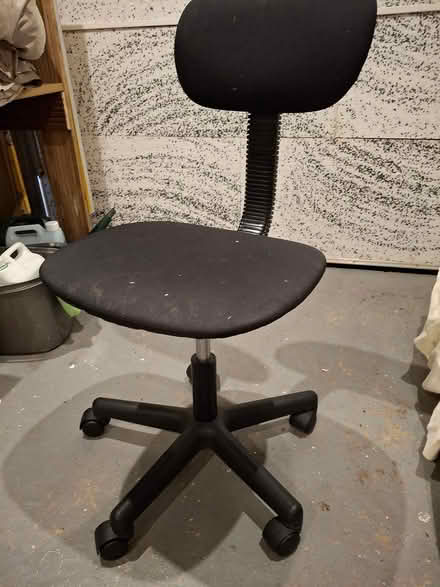 Photo of free Desk chair (AL6 Welwyn) #1