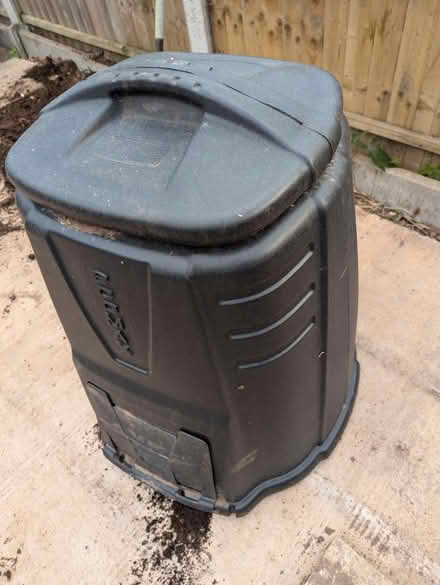 Photo of free Compost bin (Stourport DY13) #2