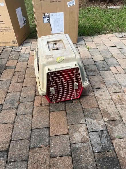 Photo of free Cat or small dog carrier (Dunnellon) #1