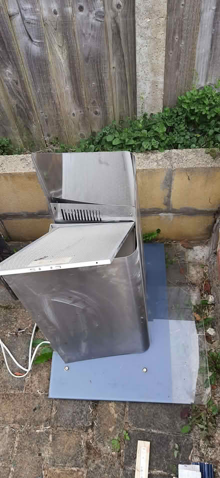Photo of free Stainless steel and glass cooker hood (Bradford on Avon BA15) #1