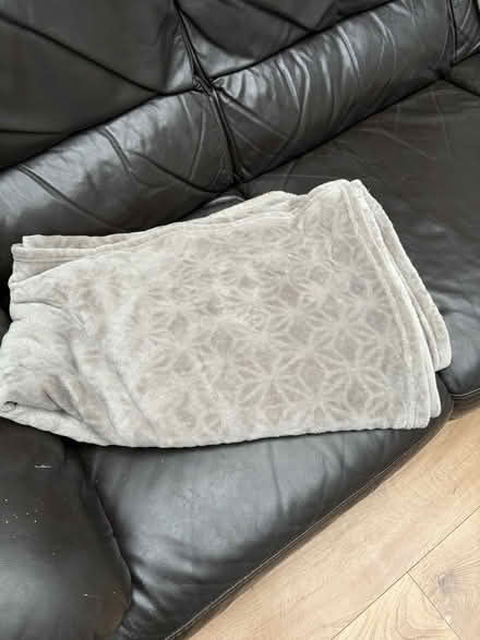 Photo of free Grey Geometric Throw Blanket (Reading RG2) #1