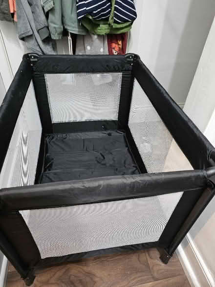 Photo of free Travel kot - Sleeptight (Finchley N32) #1