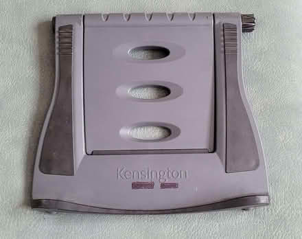 Photo of free Kensington SmartFit Easy Riser Laptop Stand Grey (Woodley RG5) #2