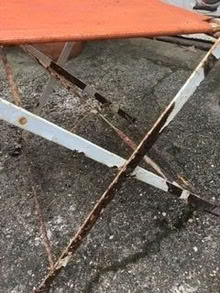 Photo of free Patio table & 2 chairs (Queen's Park BN2) #4