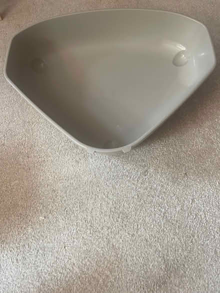 Photo of free Corner Cat Litter Tray (Southfields SW18) #1
