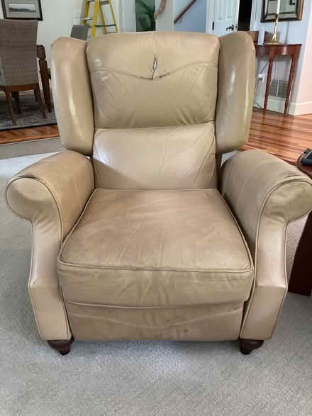 Photo of free old leather recliner (Hammock area of Palm Coast) #2