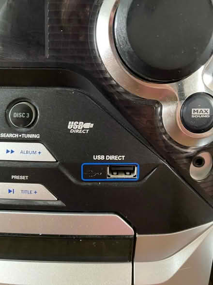 Photo of free Philips CD/MP3/Tape + Speakers (Witney OX28) #4