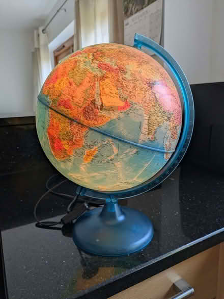 Photo of free Light-up globe (Hertford SG14) #1