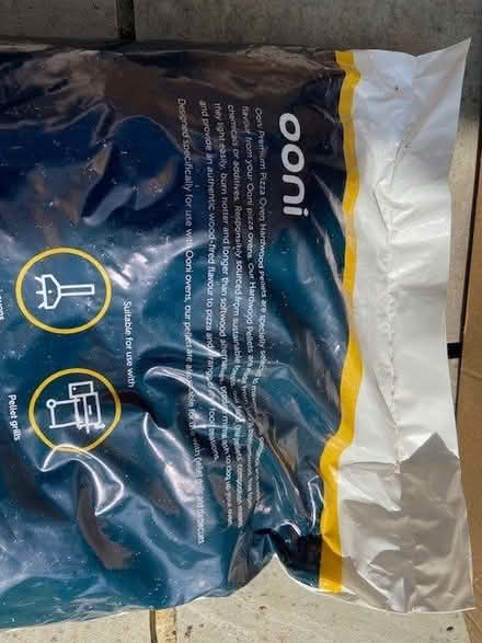 Photo of free 2x 10kg bags of Ooni hardwood pizza oven pellets (Simonstone BB12) #2