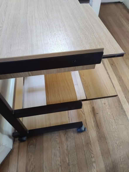 Photo of free Computer desk (Friern Barnet, N11) #1