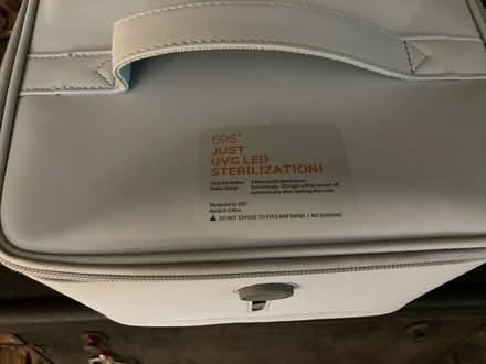 Photo of free UV sterilizer for phones, etc (Hill East) #1